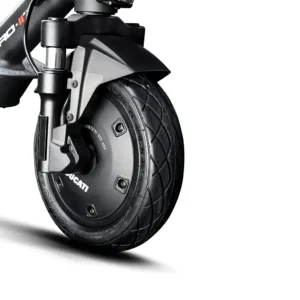 Ducati-pro-2-escooter-roue-avant_2000x